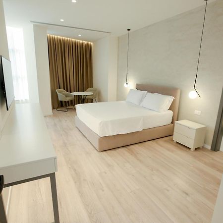 Nos Luxury Rooms Shkodër Екстериор снимка
