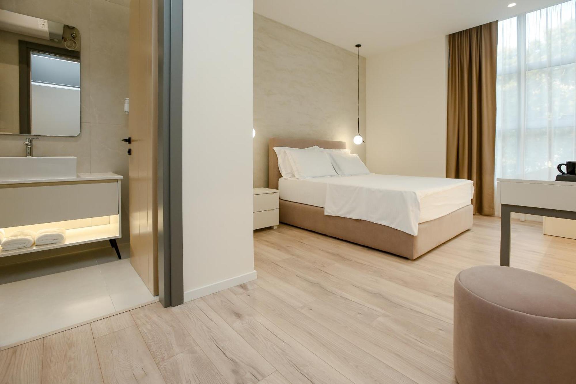 Nos Luxury Rooms Shkodër Екстериор снимка